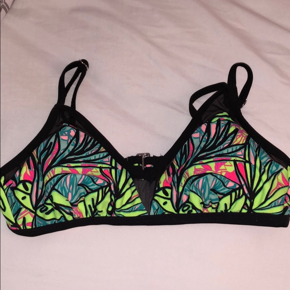 bikini top